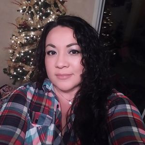 Meet your Posher, Gabriela